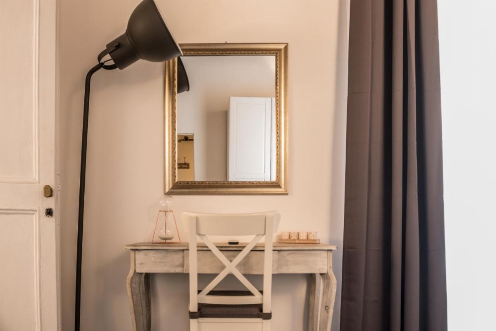 Room image 4